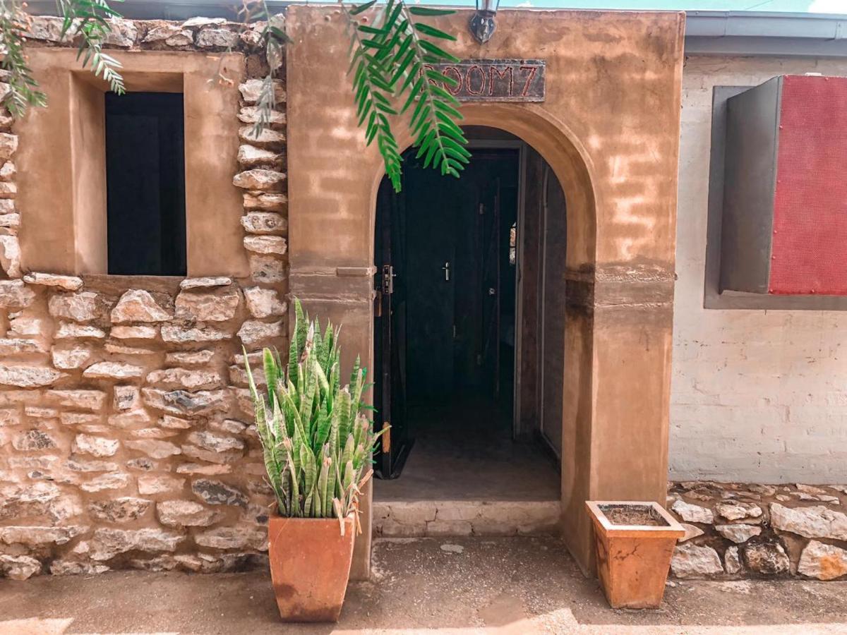 Nkisi Guesthouse Kang ภายนอก รูปภาพ